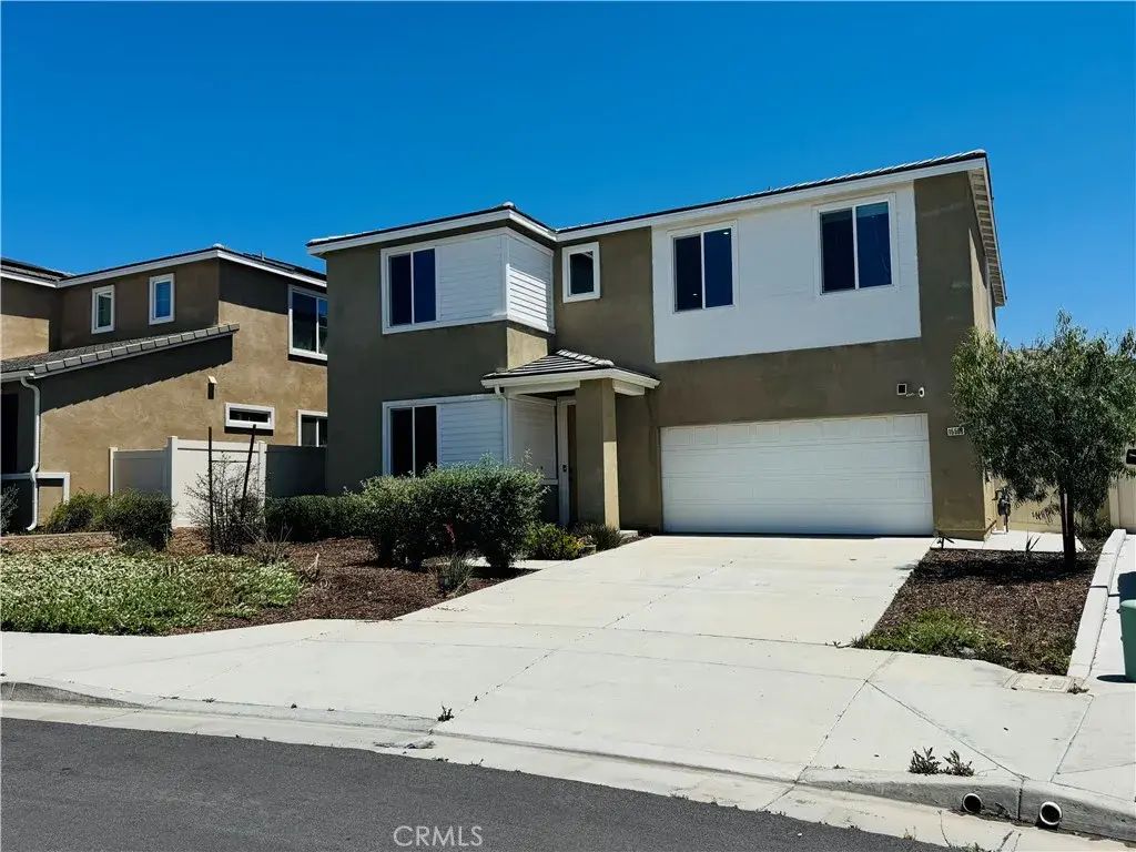 15566 Raptor, Moreno Valley