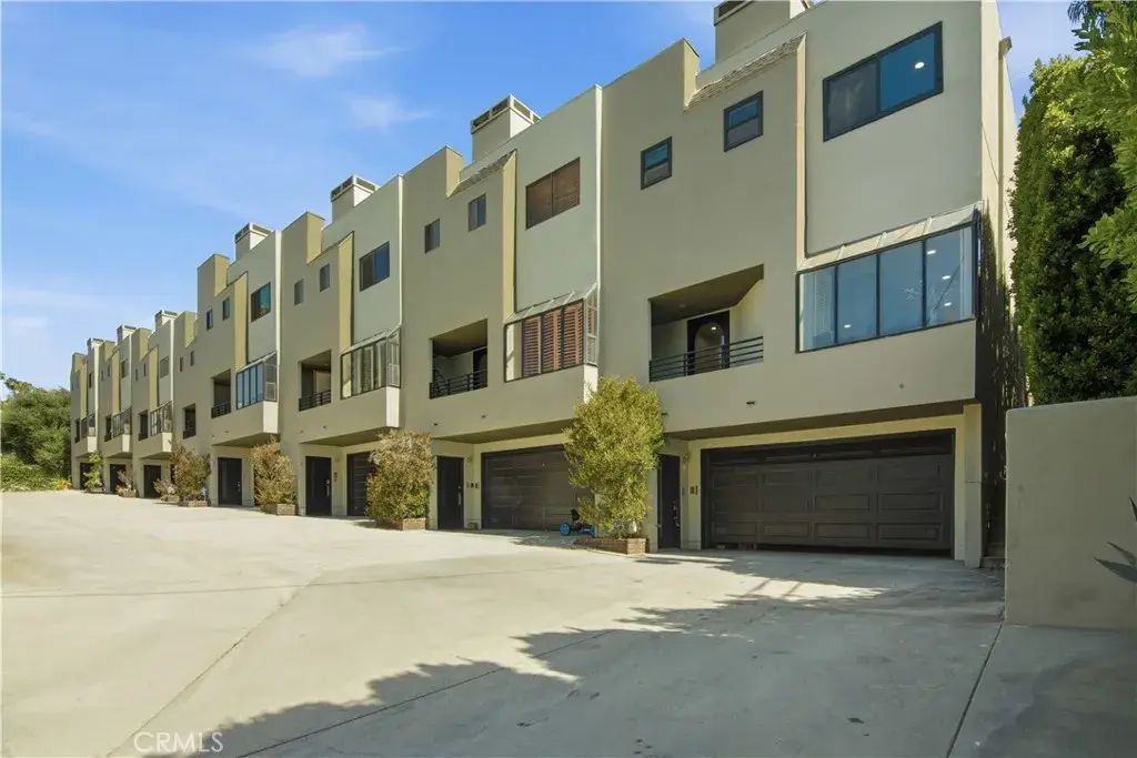 3023 Berkeley 1, Los Angeles