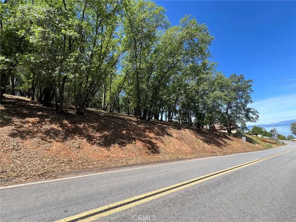 3057 Riviera Heights, Kelseyville