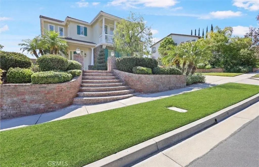 3025 Forest View, Corona