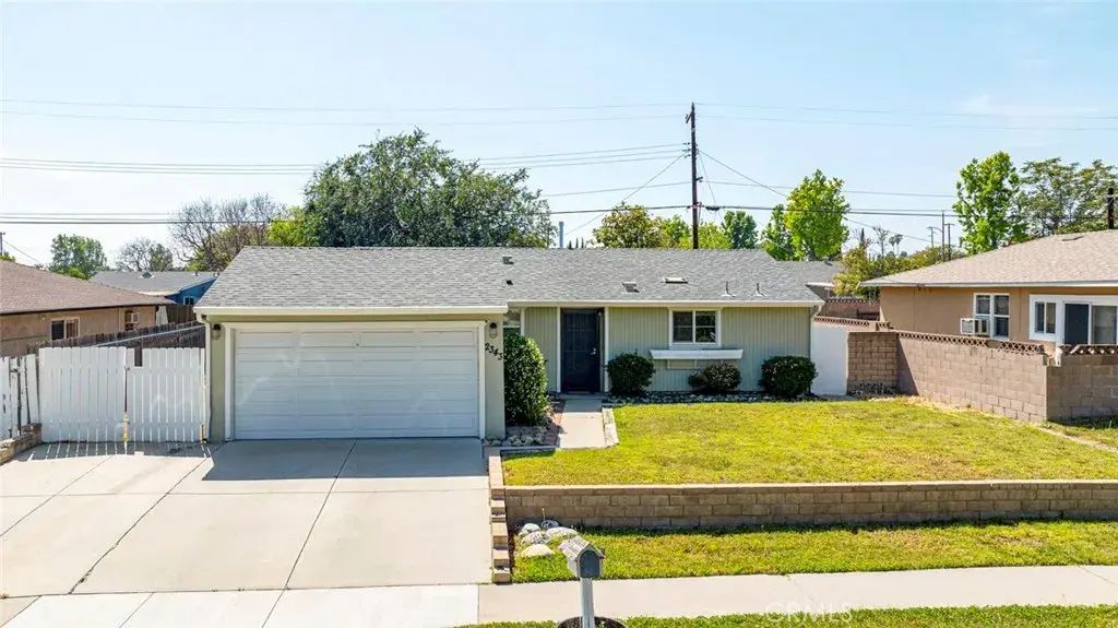 2343 Lupin, Simi Valley