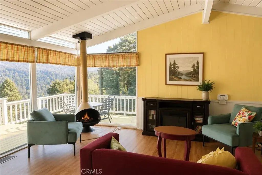 398 Darfo, Crestline
