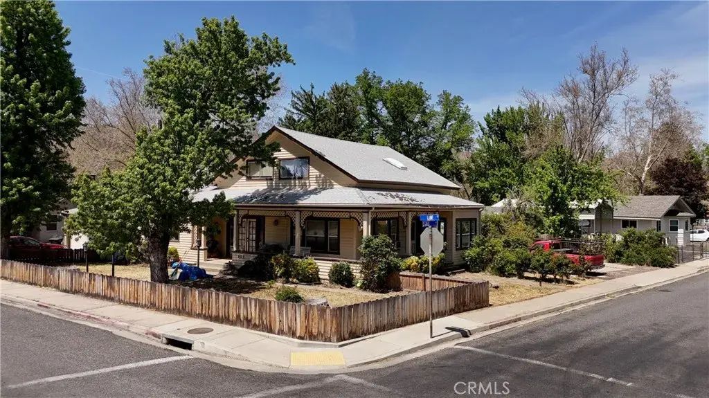 602 Lane St, Yreka