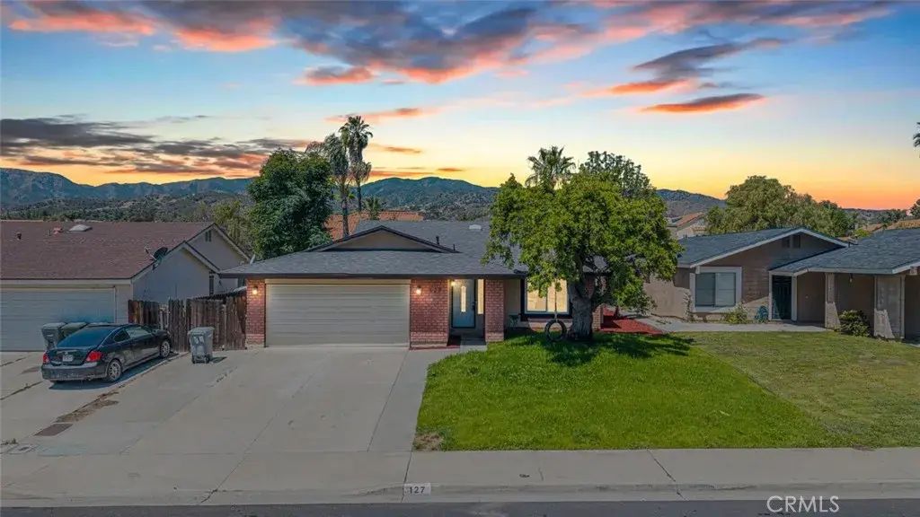127 N Massachusetts, Lake Elsinore