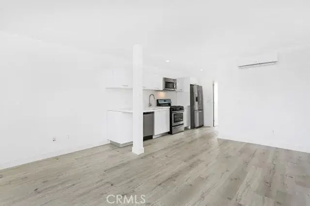 6745 Laurel Canyon 105, North Hollywood