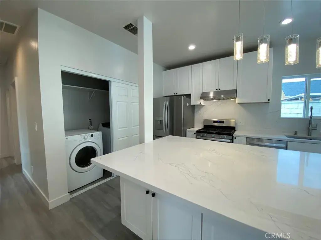 1653 W Chateau Place B, Anaheim