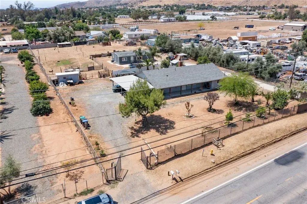 21401 Ellis, Perris