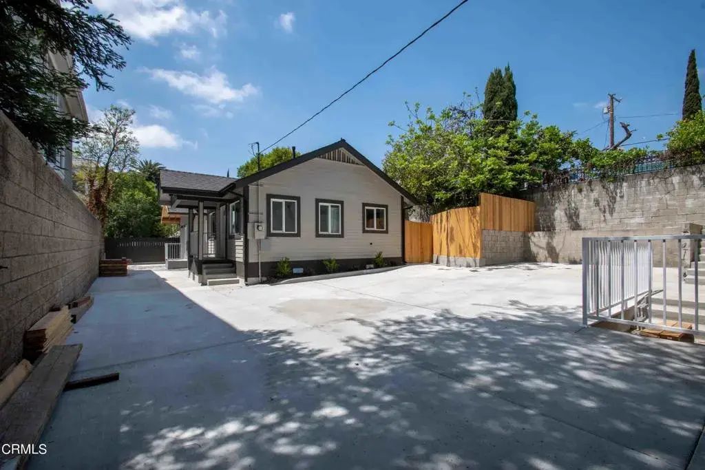 2276 Ewing Street, Los Angeles