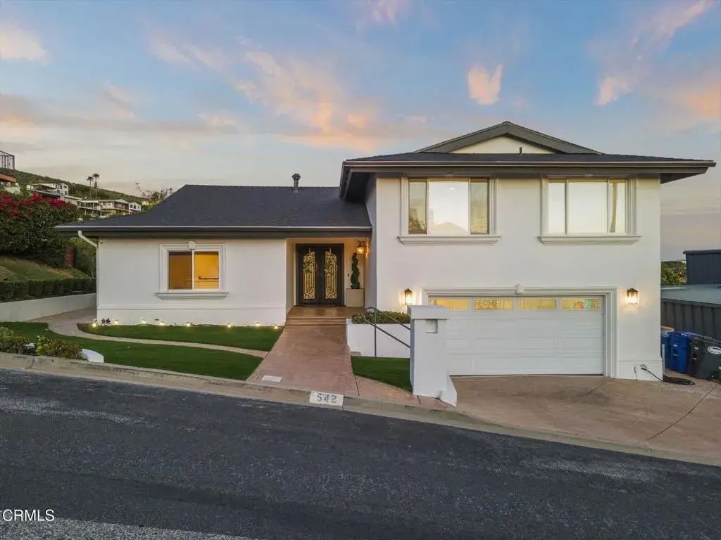 542 Valley View Way, Ventura