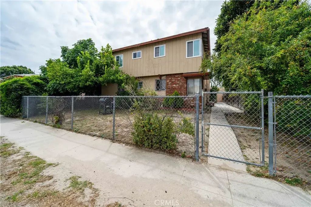7047 Fulton Avenue, North Hollywood