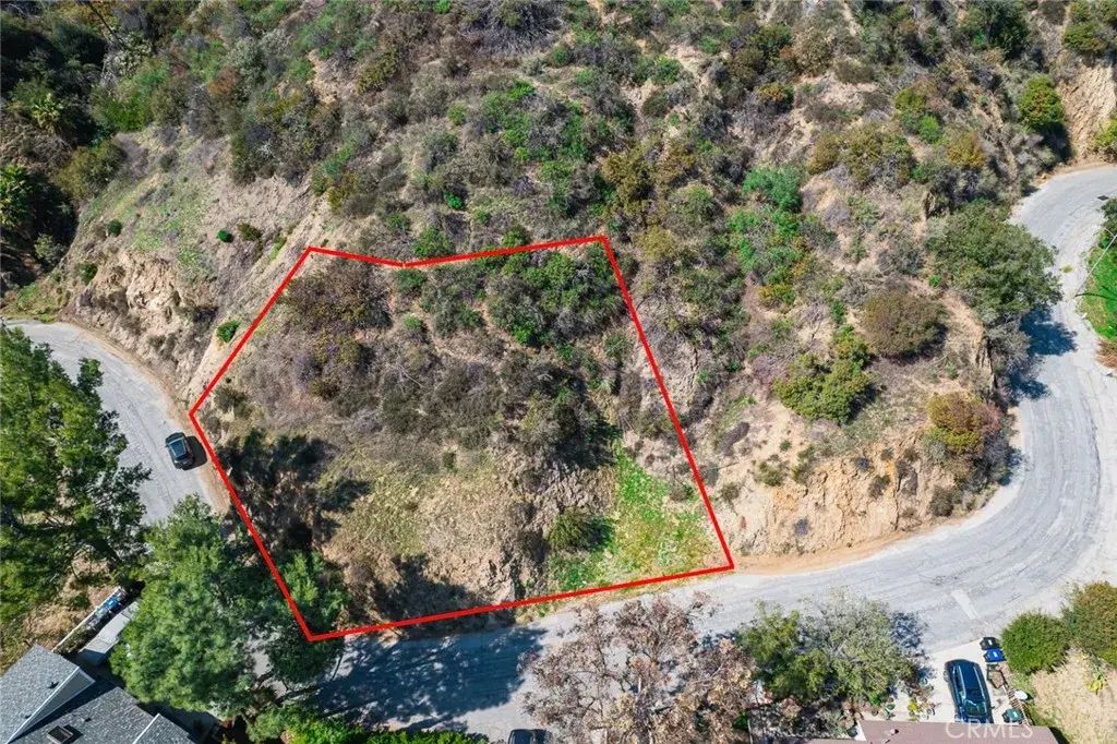 2745 Kennington, Glendale