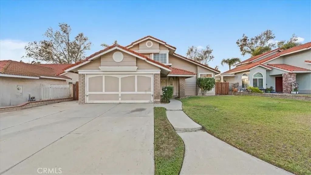 1369 Cresta Road, Corona