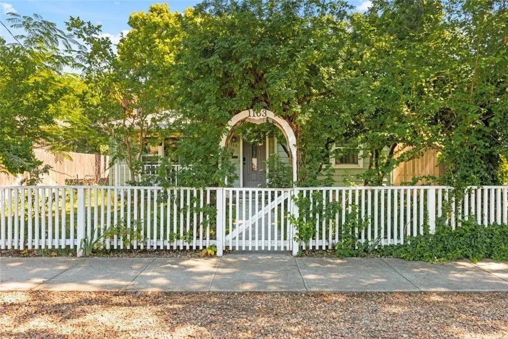 1163 E 8th, Chico