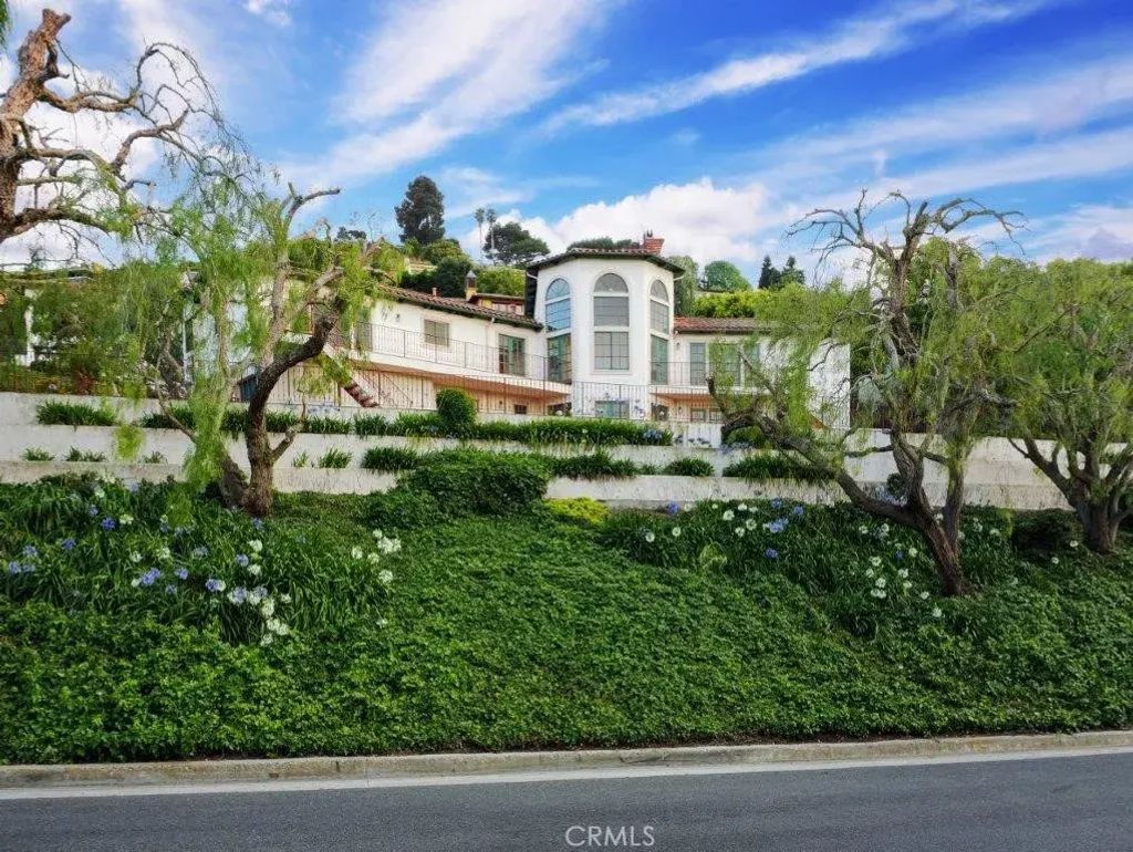 1 Yellow Brick Road, Rancho Palos Verdes