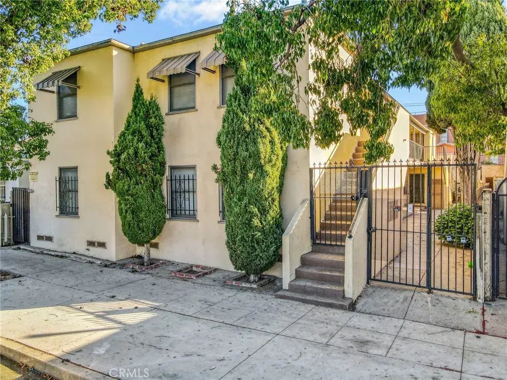1922 Locust, Long Beach