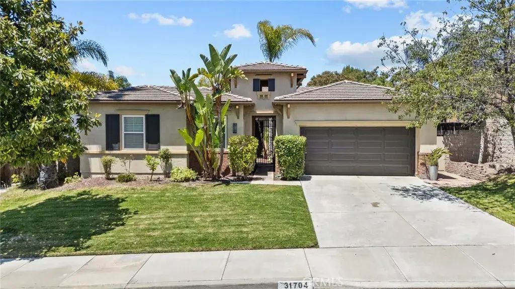 31704 Pepper Tree, Winchester
