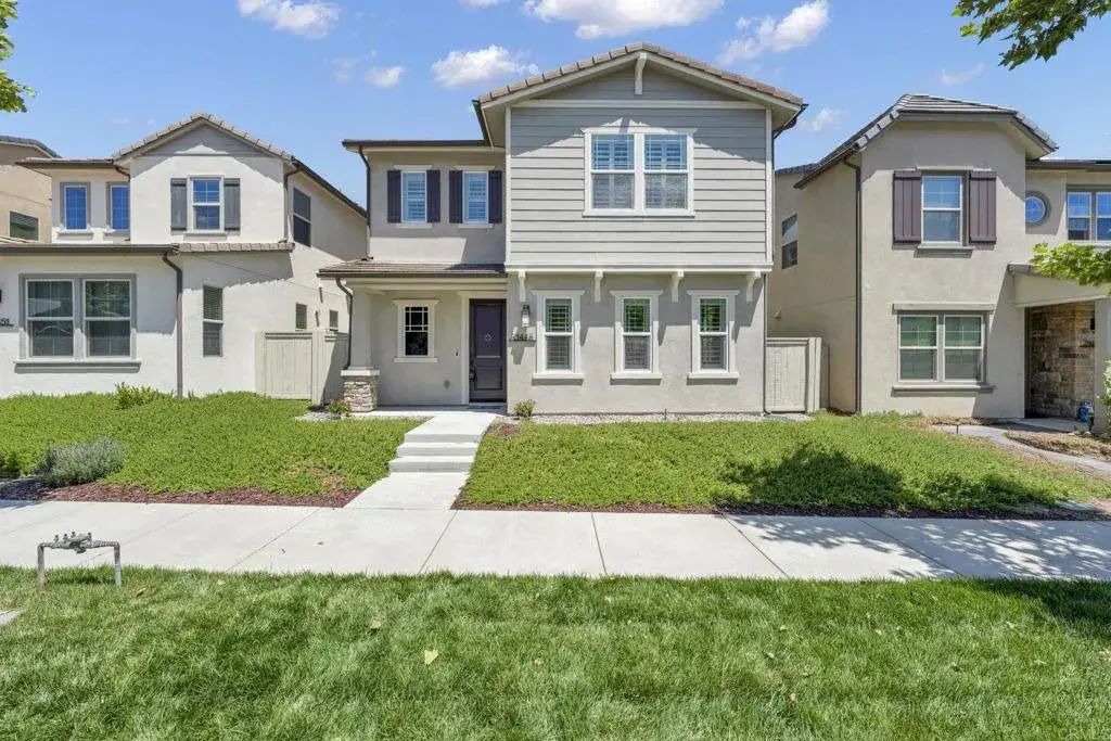 21445 Trail Ridge Drive, Escondido