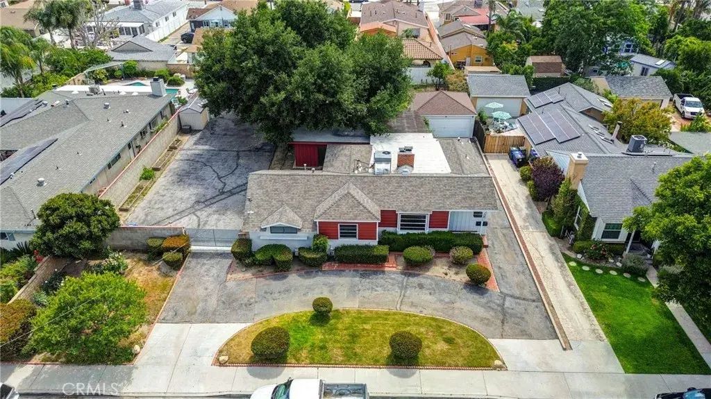 24957 Chestnut, Newhall