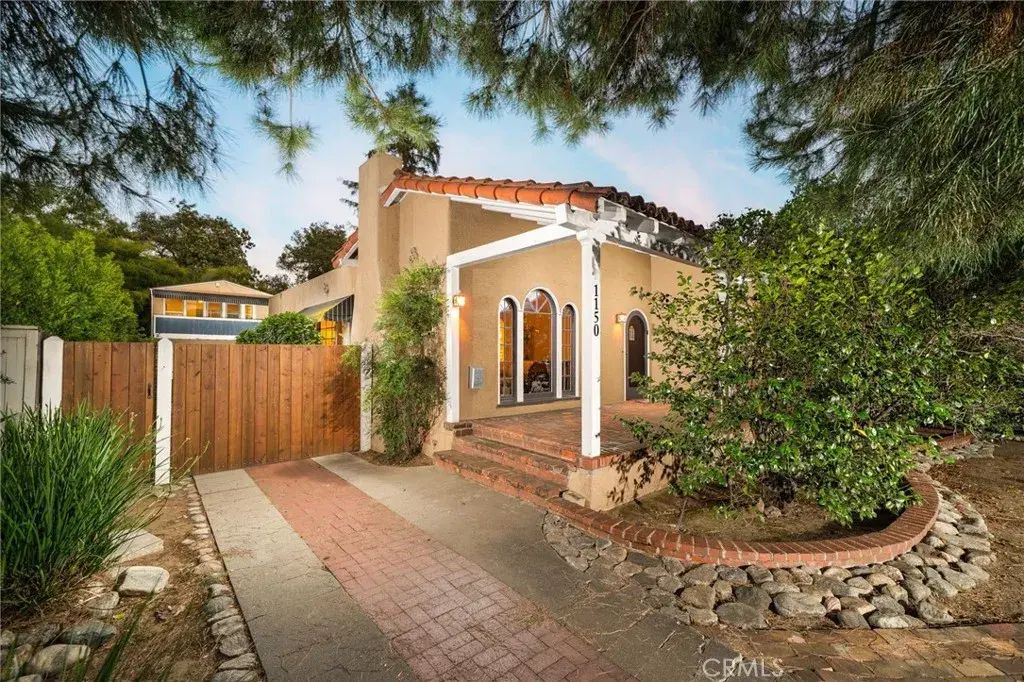 1150 N Indian Hill Boulevard, Claremont
