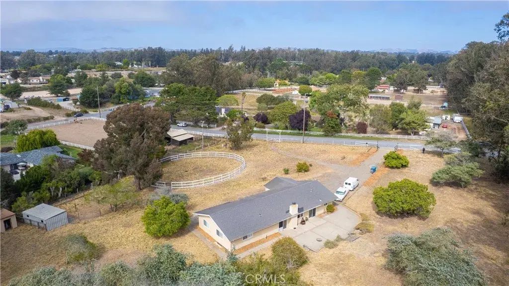 688 Ralcoa, Arroyo Grande