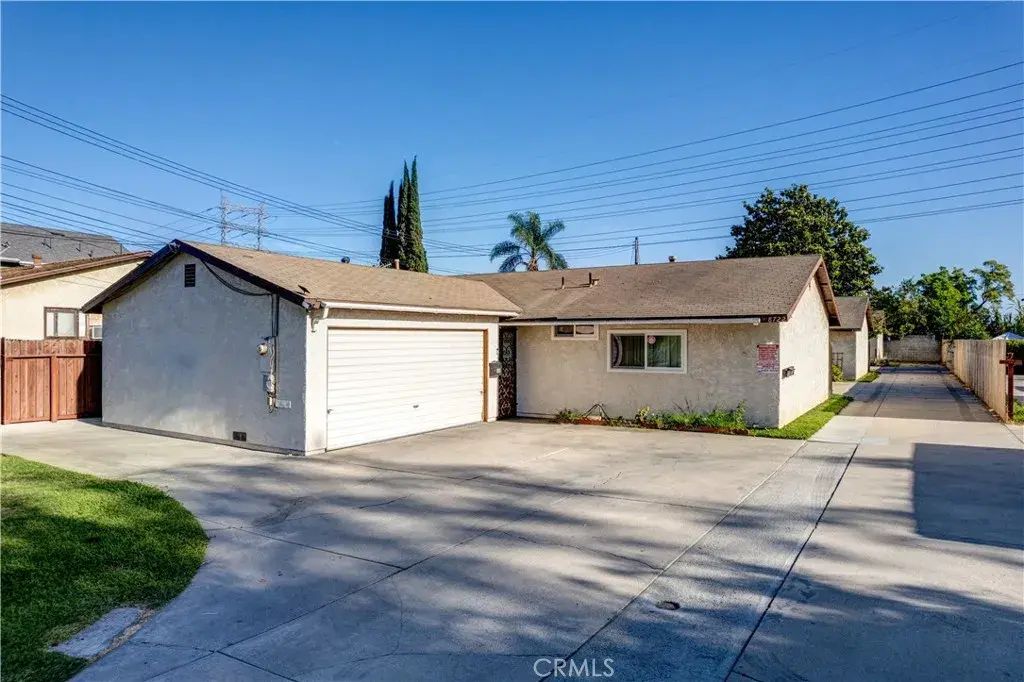 8718 Rose, Bellflower