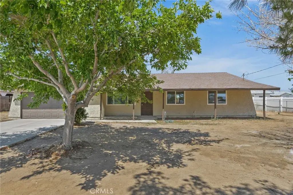 9030 Roble, Hesperia