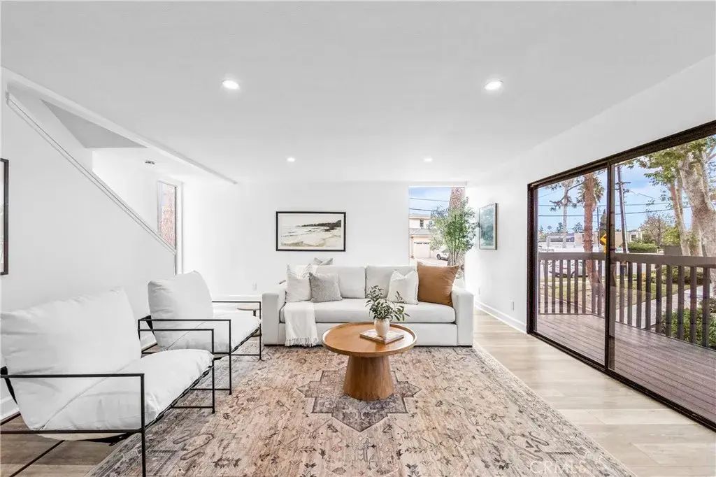 1200 Las Arenas, Costa Mesa