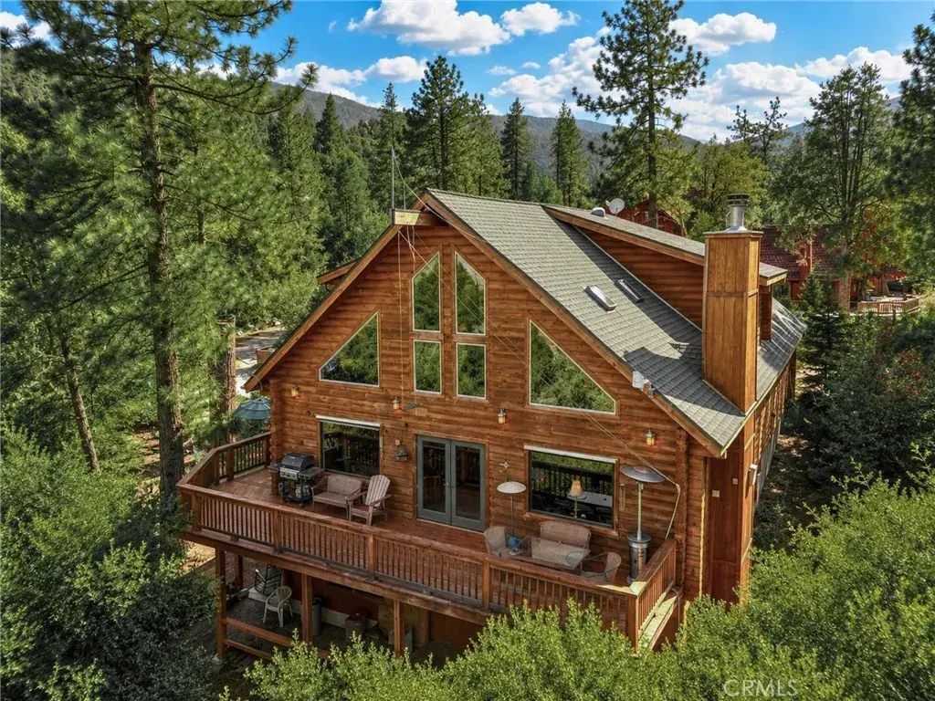 15817 Edgewood Way, Pine Mountain Club