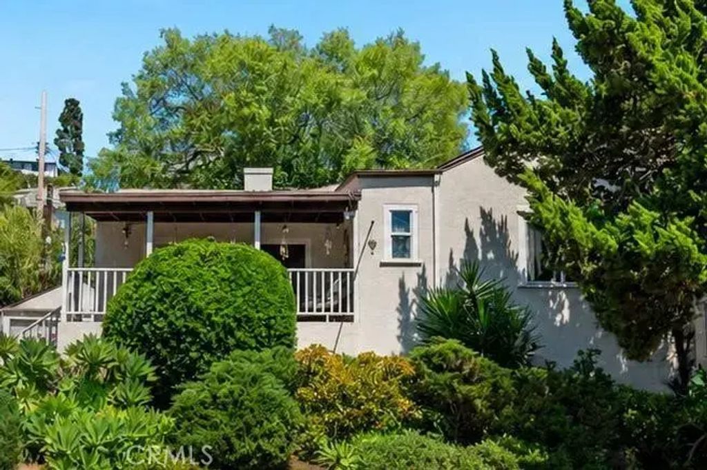 1140 Oberlin Drive, Glendale