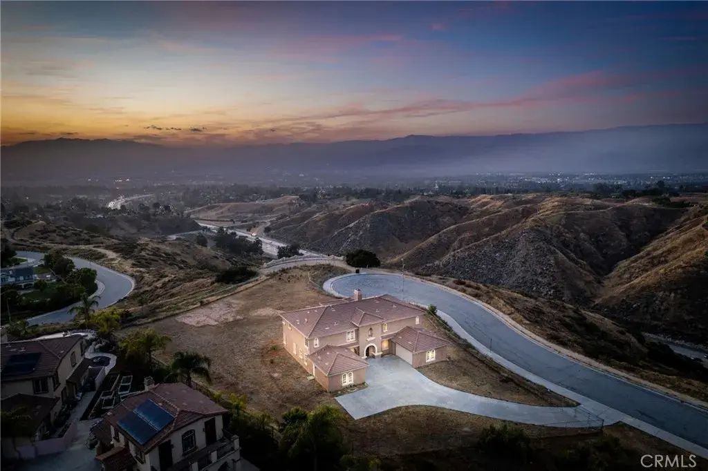 820 Panorama Point, Redlands