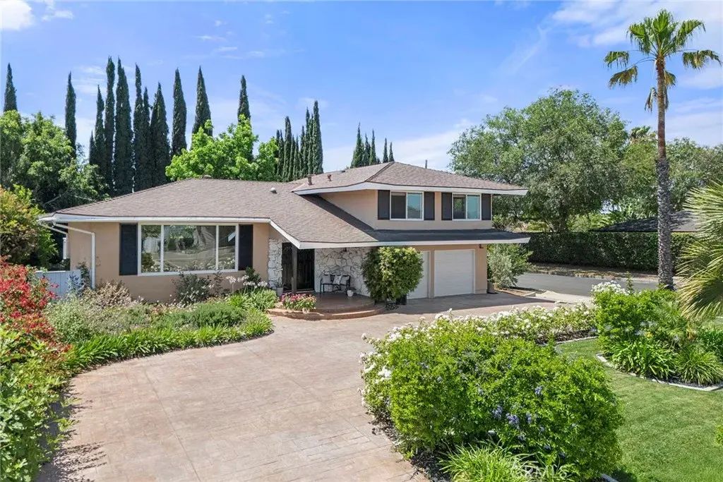 17712 Whitney Drive, North Tustin