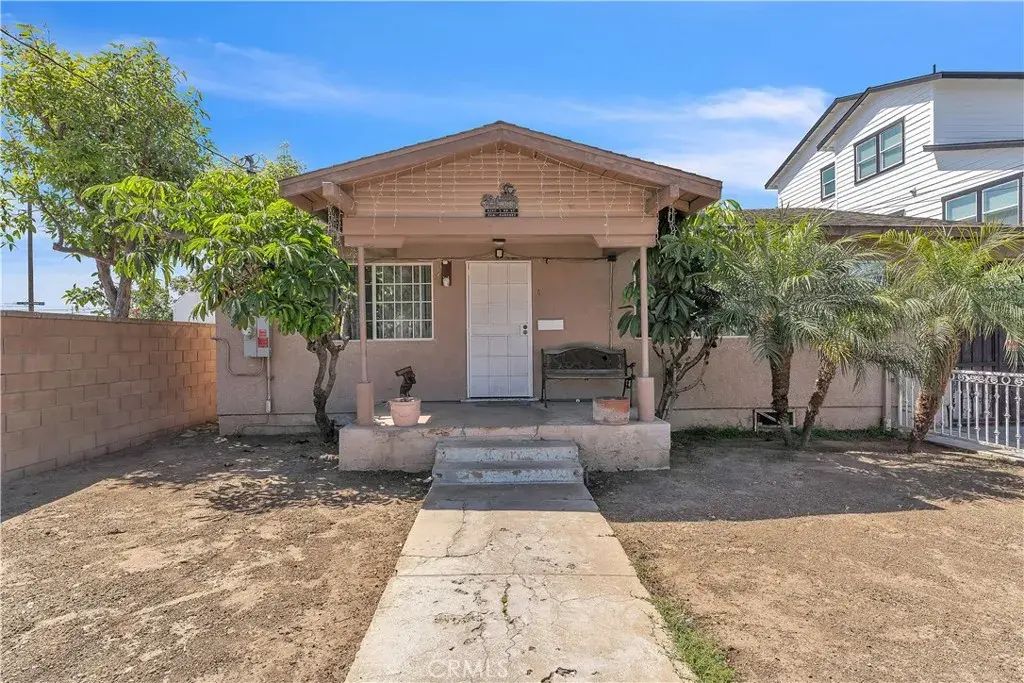1208 E 3rd, Santa Ana
