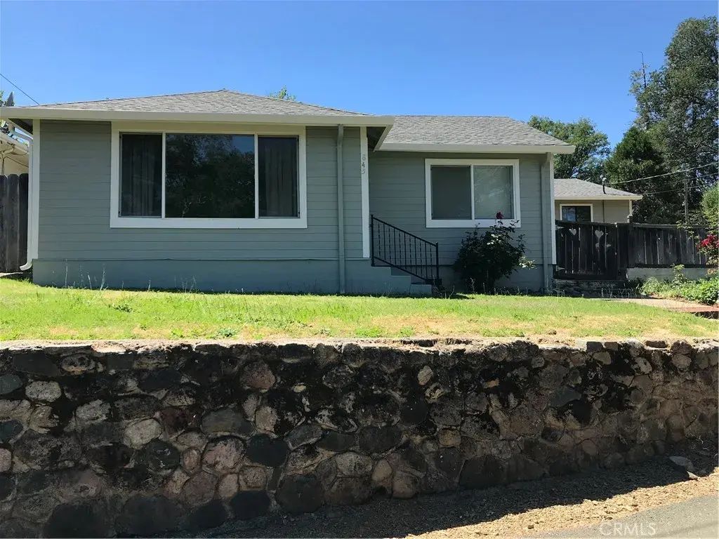 845 3rd, Lakeport