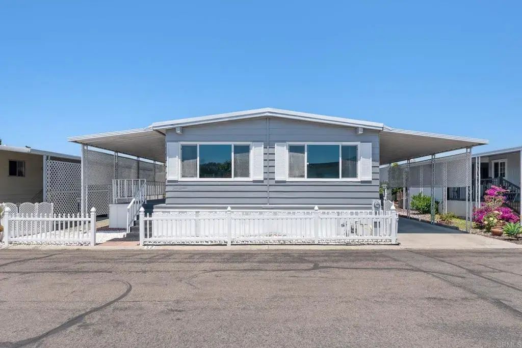 221 El Camino Real 52, Oceanside
