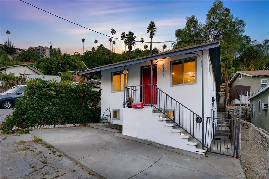 4365 Esmeralda Street, Los Angeles