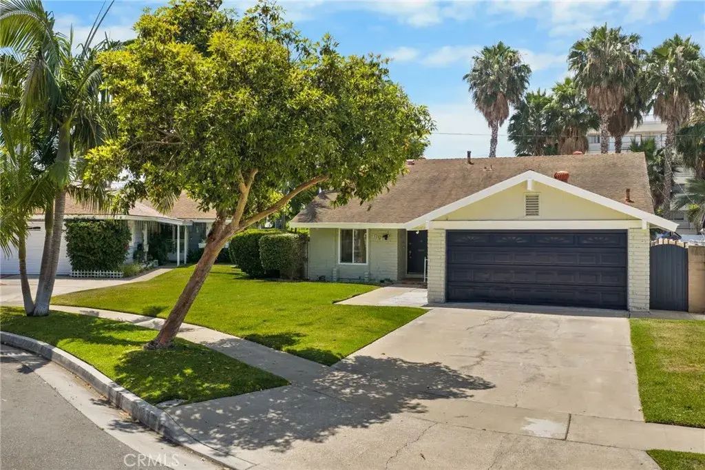 1130 E 21st, Santa Ana