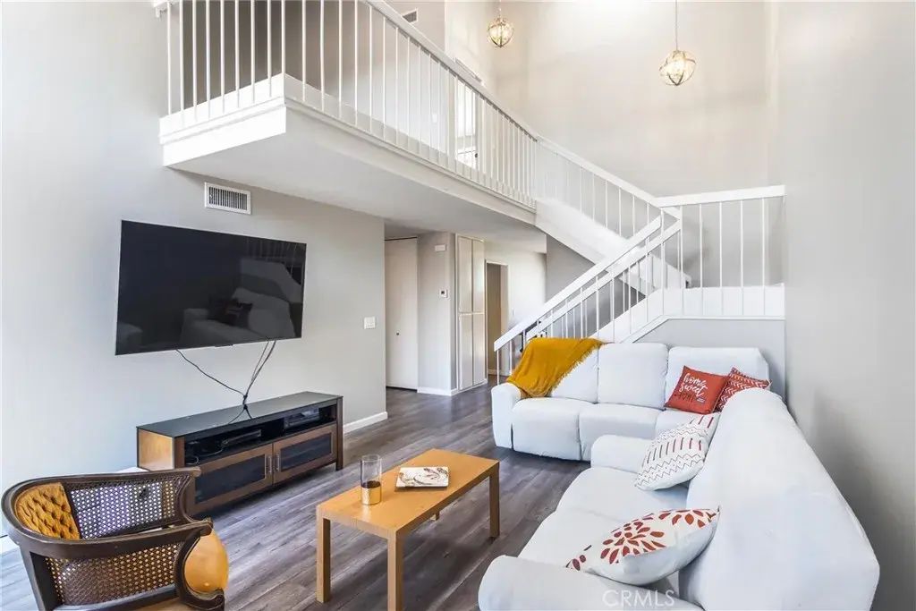 4225 Via Arbolada 504, Los Angeles