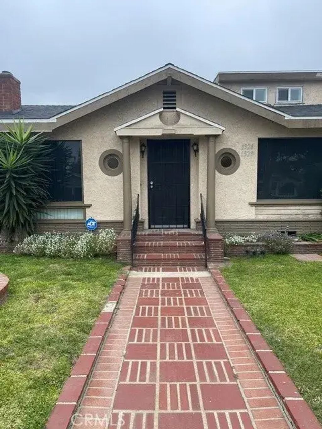 1326 W 98th, Los Angeles