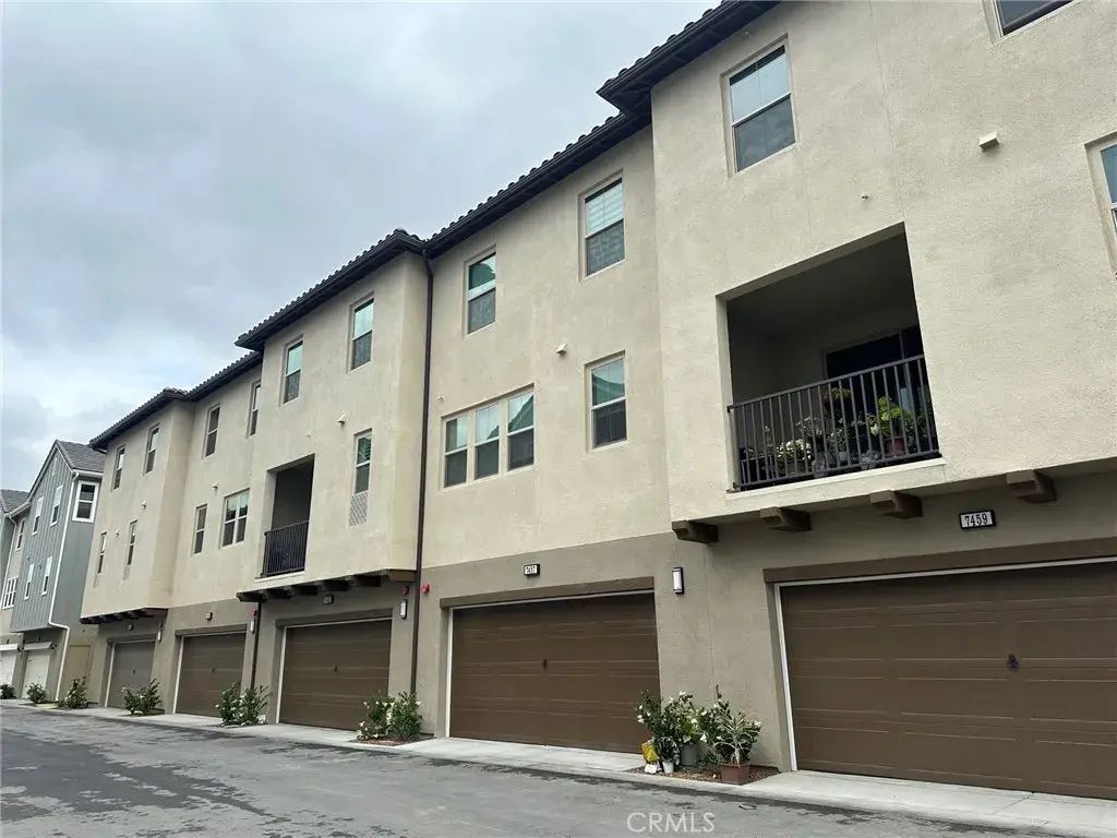 16339 Sandpiper, Chino
