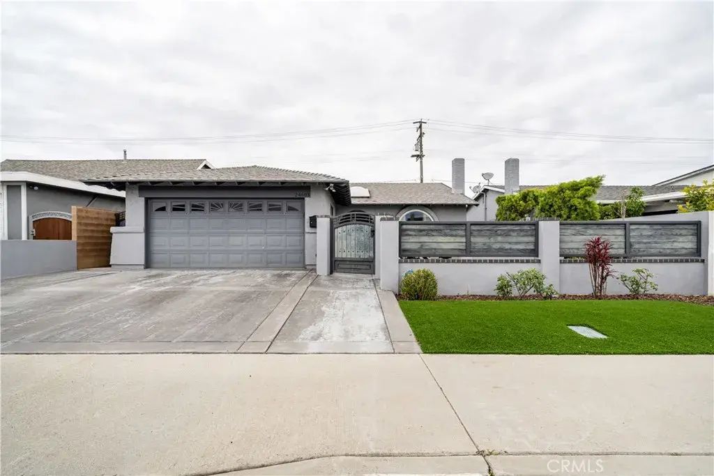 24603 Marbella, Carson