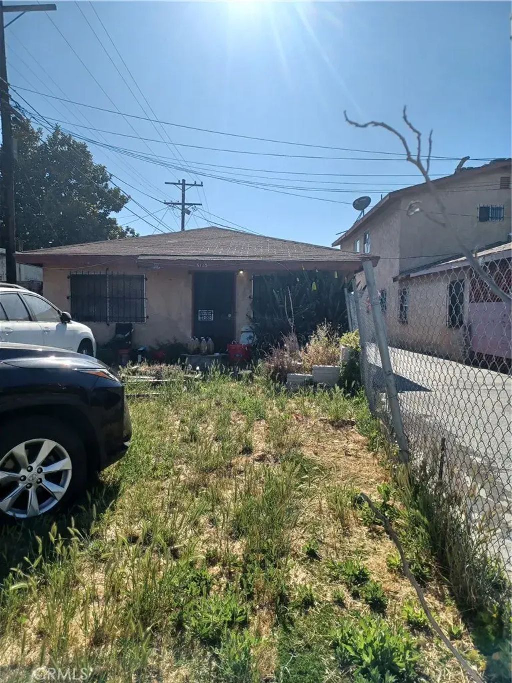 6113 Menlo, Los Angeles