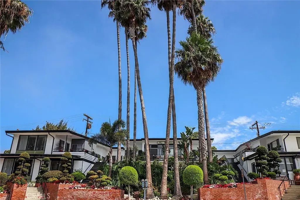 250 Cliff Drive 9, Laguna Beach