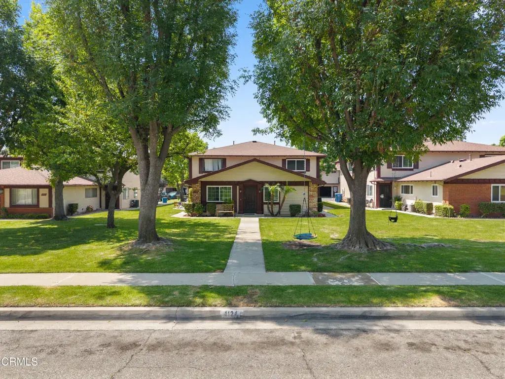 1124 W Calle Del Sol 1, Azusa