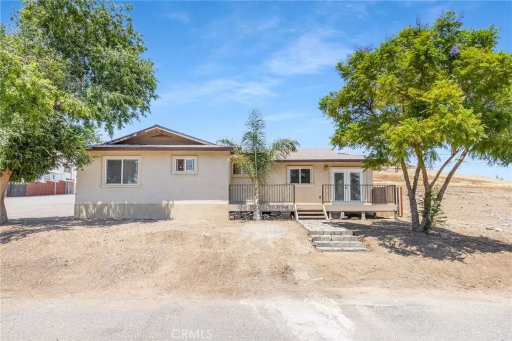 17480 Bromley, Lake Elsinore
