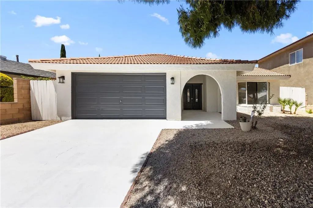13380 Alta Vista, Victorville
