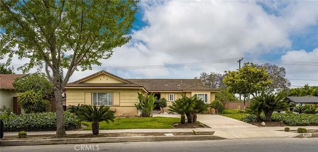1830 W Chalet Avenue, Anaheim