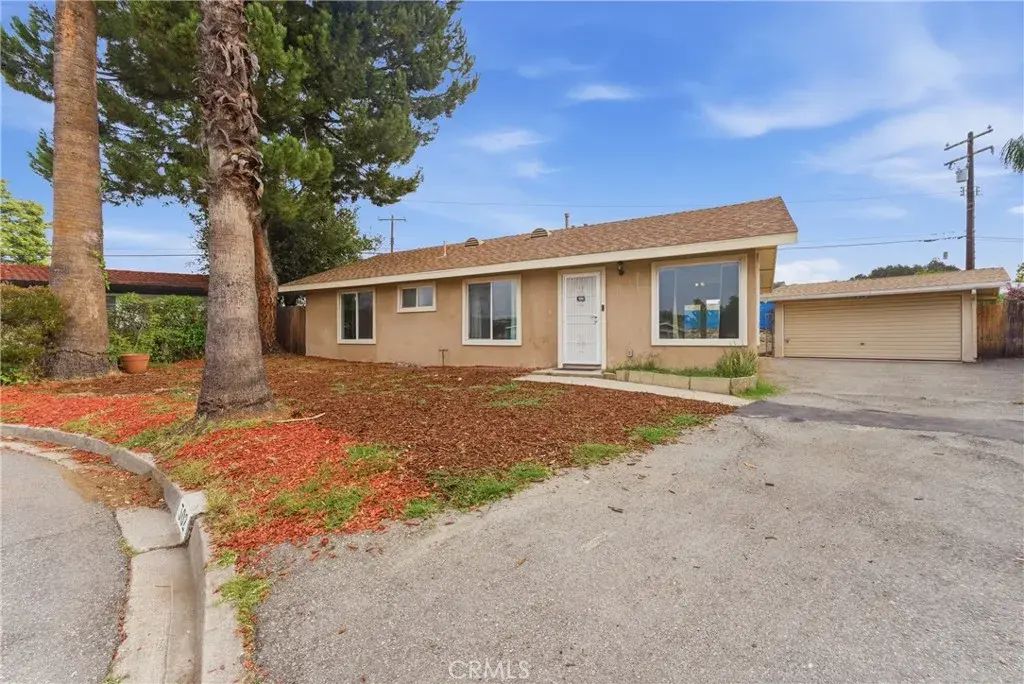 302 S Treanor, Glendora