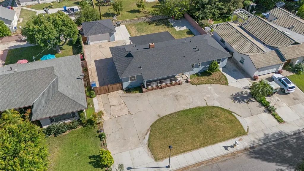 9684 Sharon, Riverside