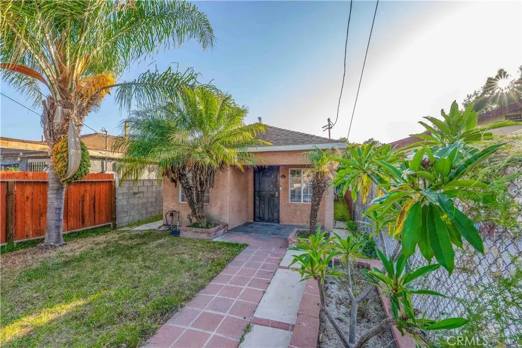 13517 S Willowbrook Avenue, Compton