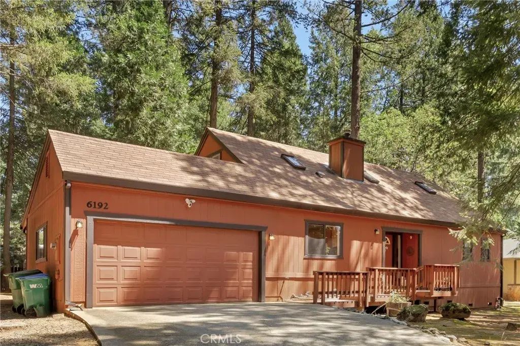 6192 Firethorn, Magalia